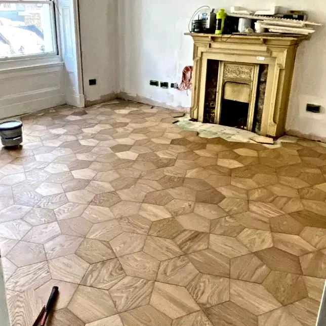 Pentagon Crown Geometric Parquet Unfinished Oak Flooring 4/15mm